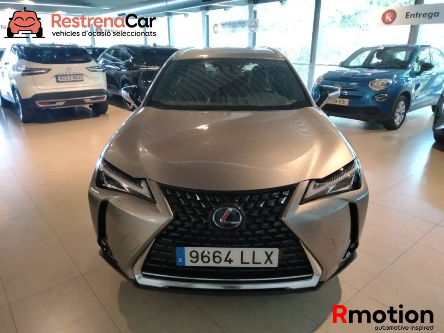 Lexus UX 250h 2.0 LURY AUTO 184 5P Gris - 2