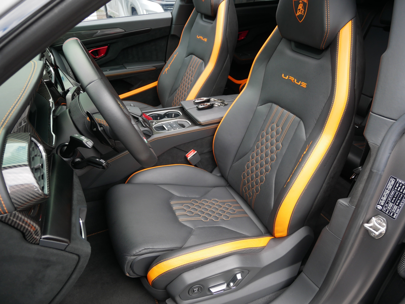 Lamborghini Urus Urus 4.0 V8 Performante 60th Anniversary Max Voll — photo 10