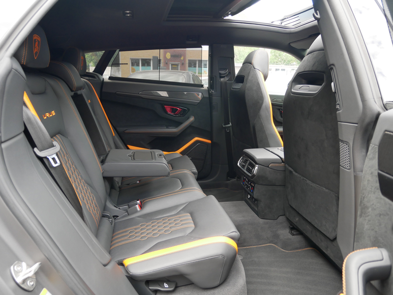 Lamborghini Urus Urus 4.0 V8 Performante 60th Anniversary Max Voll — photo 15