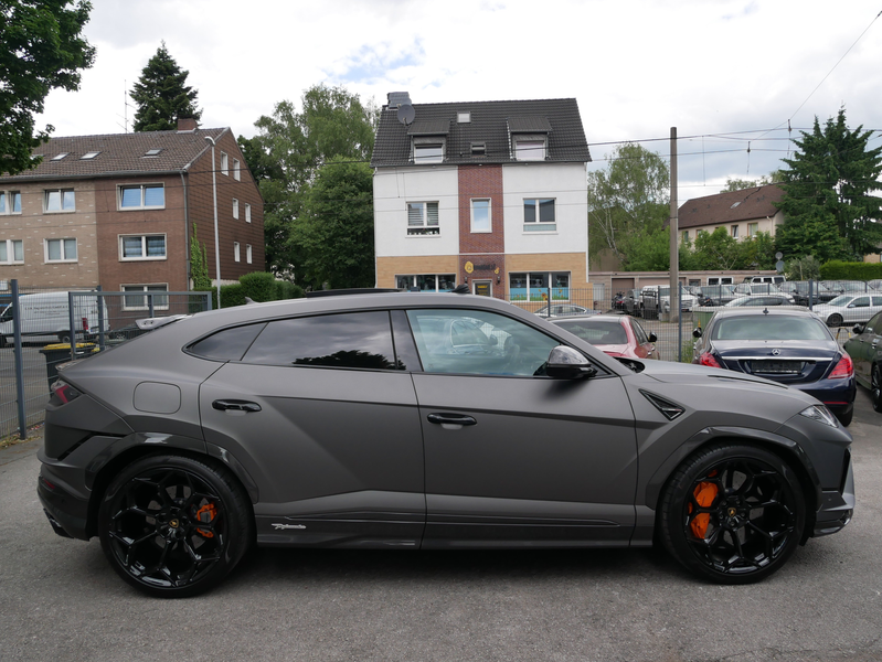 Lamborghini Urus Urus 4.0 V8 Performante 60th Anniversary Max Voll — photo 6