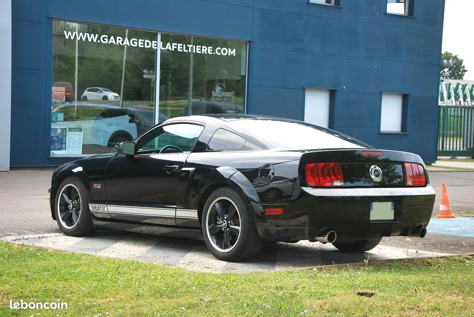 Ford Mustang gt350 Noir - 2