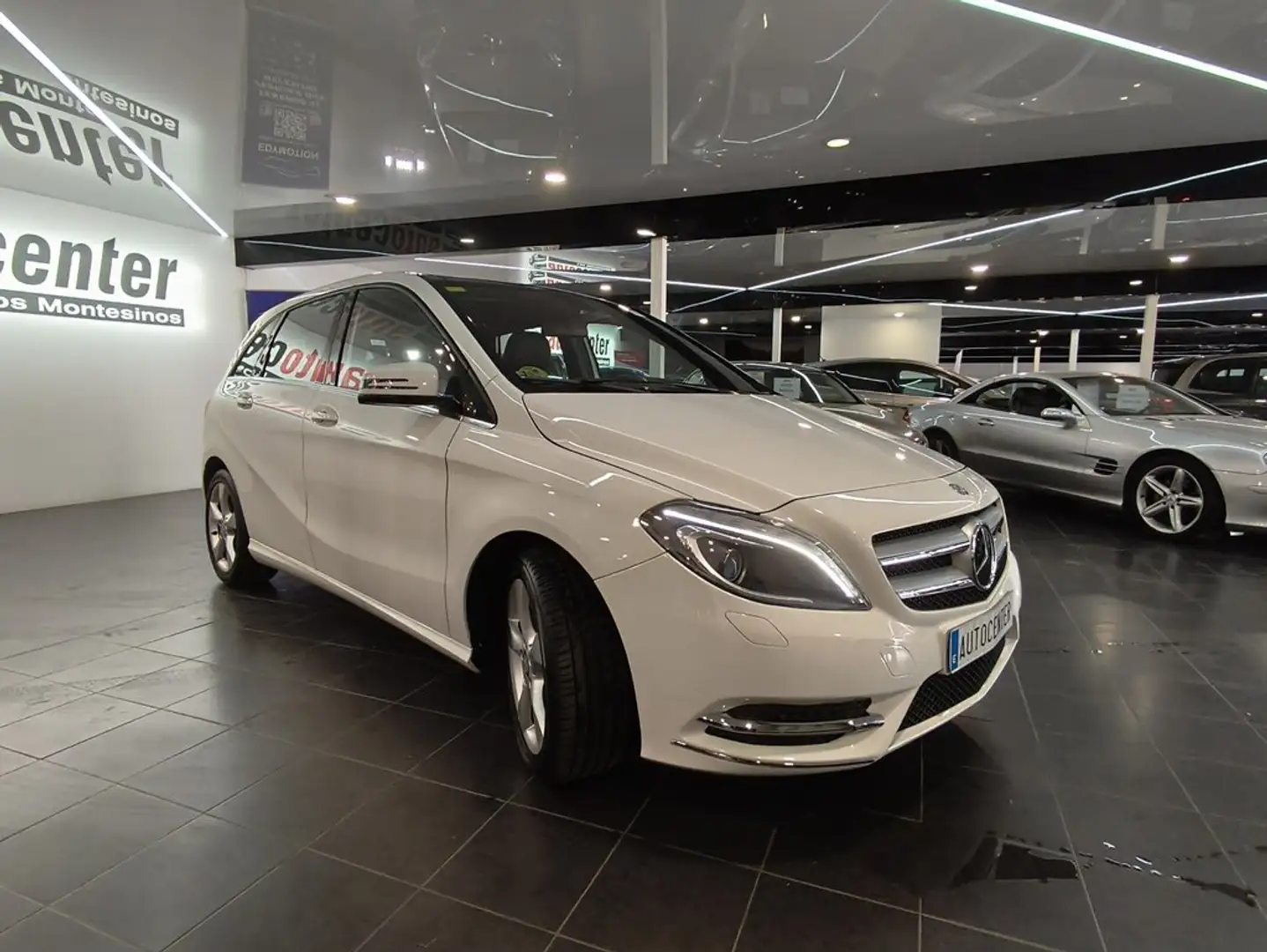 Mercedes-Benz B 200 CDI BlueEFFICIENCY Blanco - 2