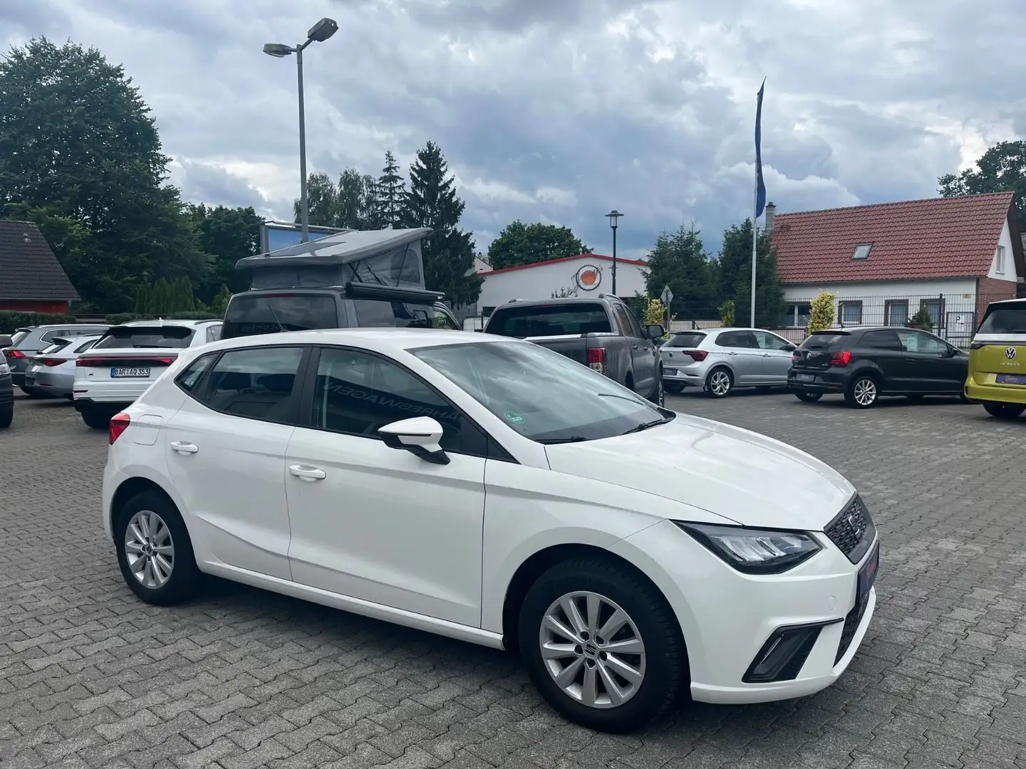 SEAT Ibiza Reference Klima LED Scheinwerfer Blanc - 2