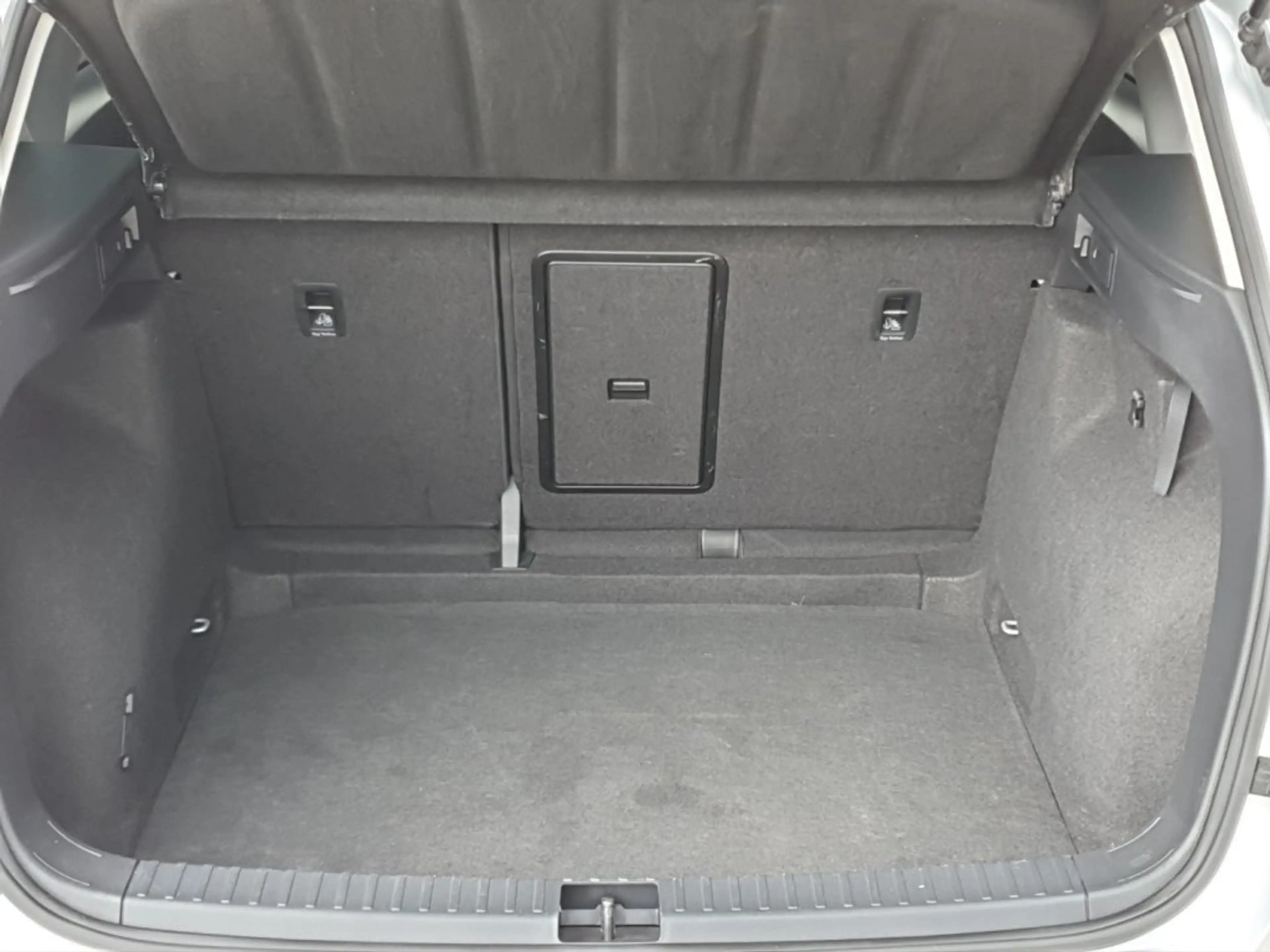 SEAT Ateca 1,6 TDI DSG — photo 14