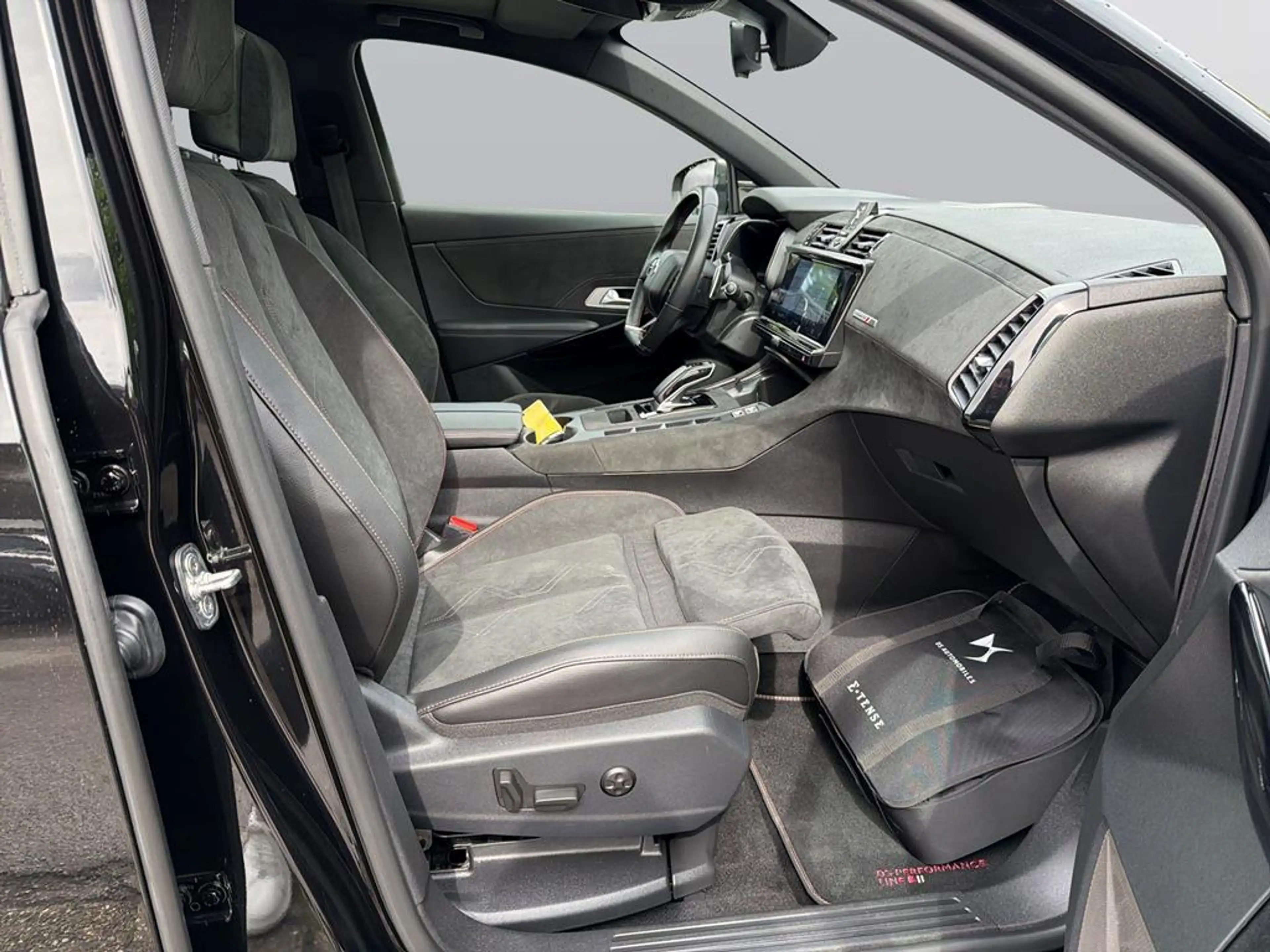 DS Automobiles DS 7 E-Tense 4x4 Performance Line + KAMERA+KLIMA — photo 11