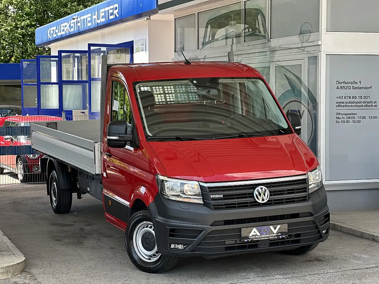 Volkswagen Crafter 35 Pritsche LR L4 2,0-I-TDI 4Motion Aut. Rood - 1