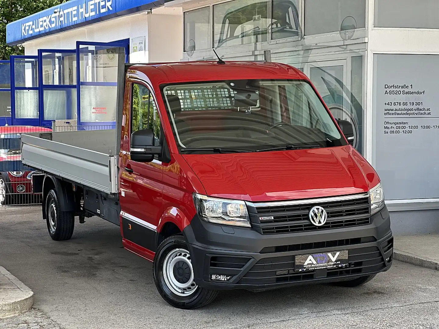 Volkswagen Crafter 35 Pritsche LR L4 2,0-I-TDI 4Motion Aut. Rood - 2