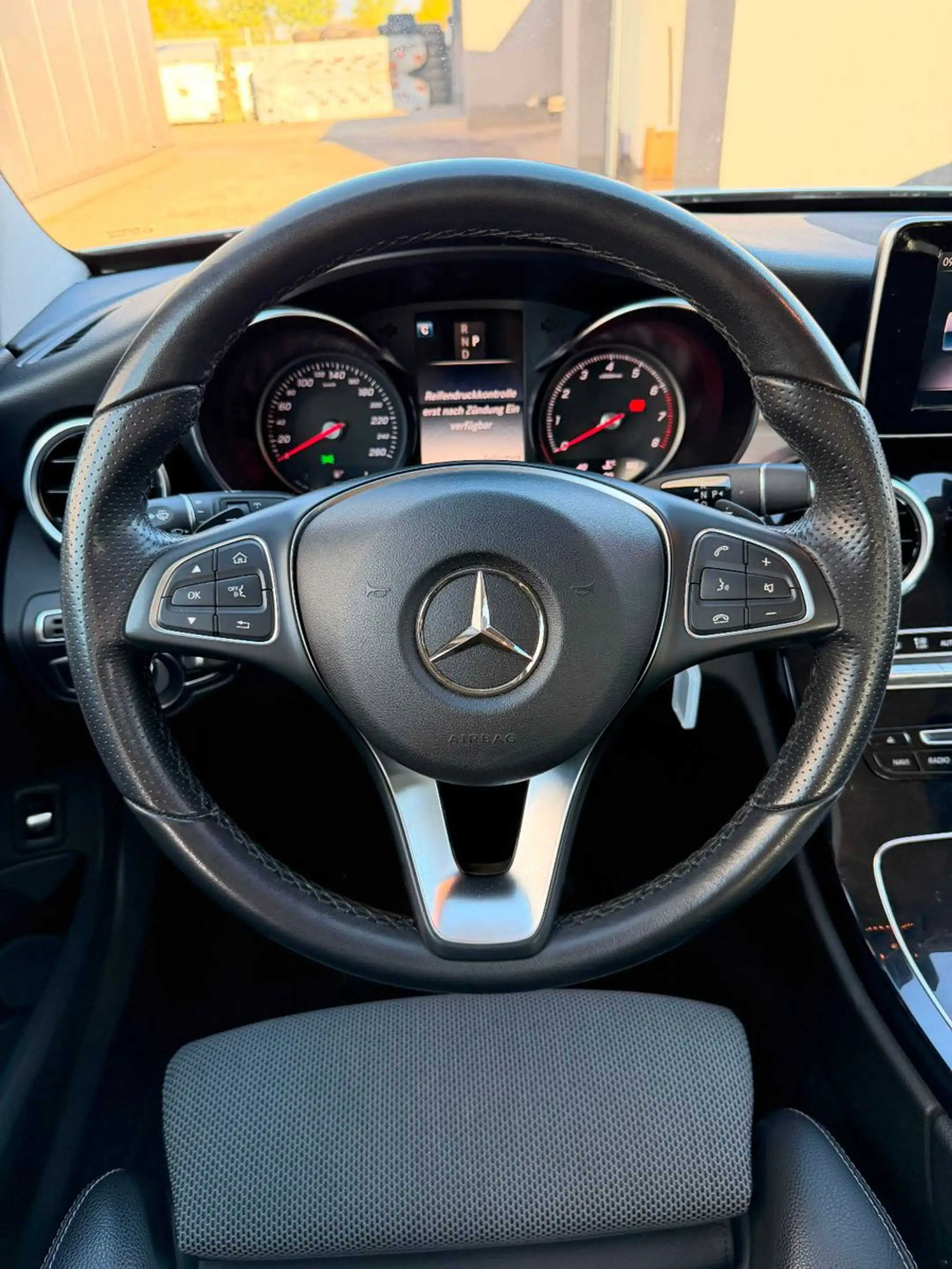 Mercedes-Benz C 180 T CGI 9G-Tronic Avantgarde — photo 13