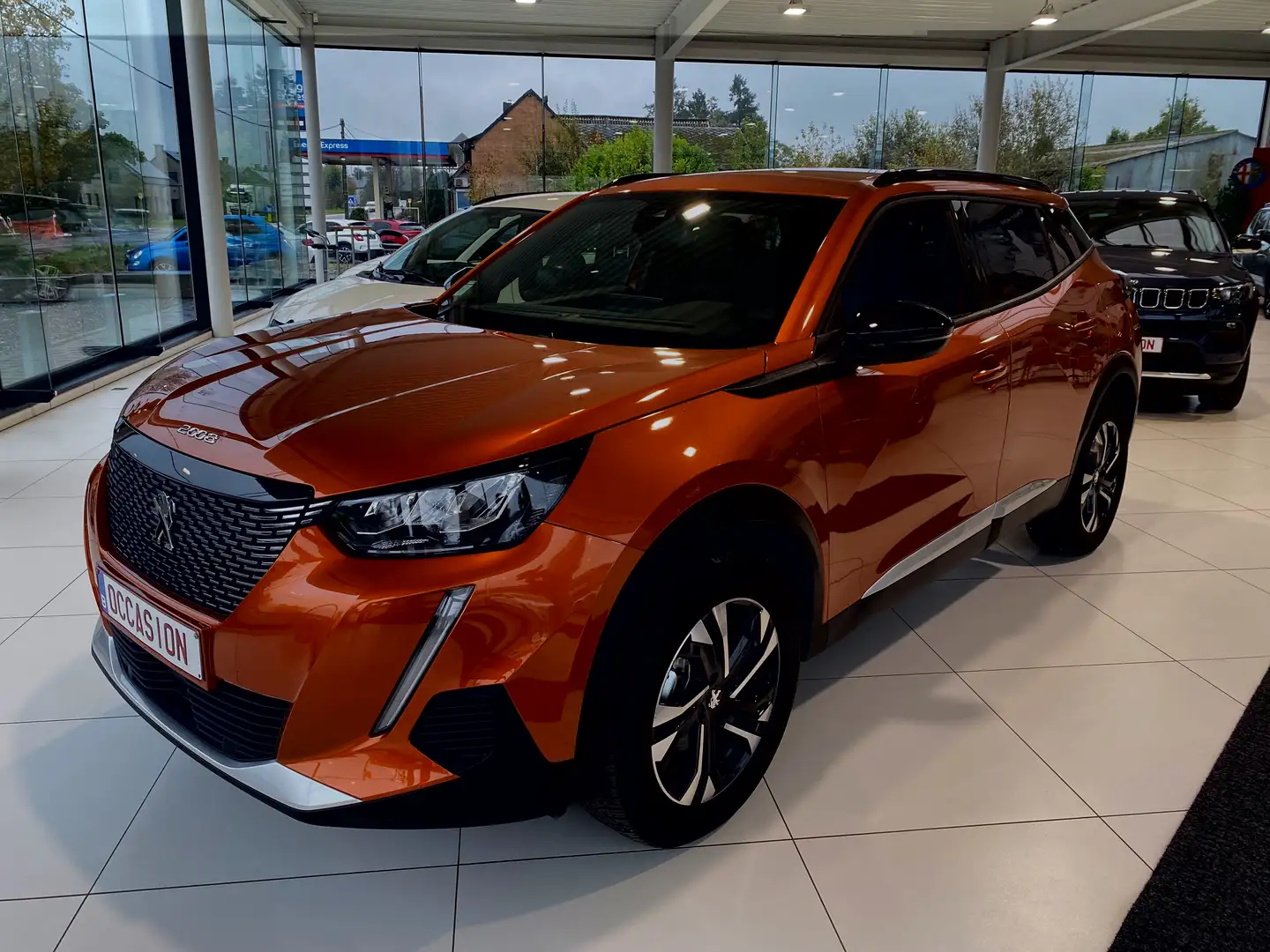 Peugeot 2008 1.2 PureTech Allure Pack S BOITE AUTO 7000 KMS Naranja - 2
