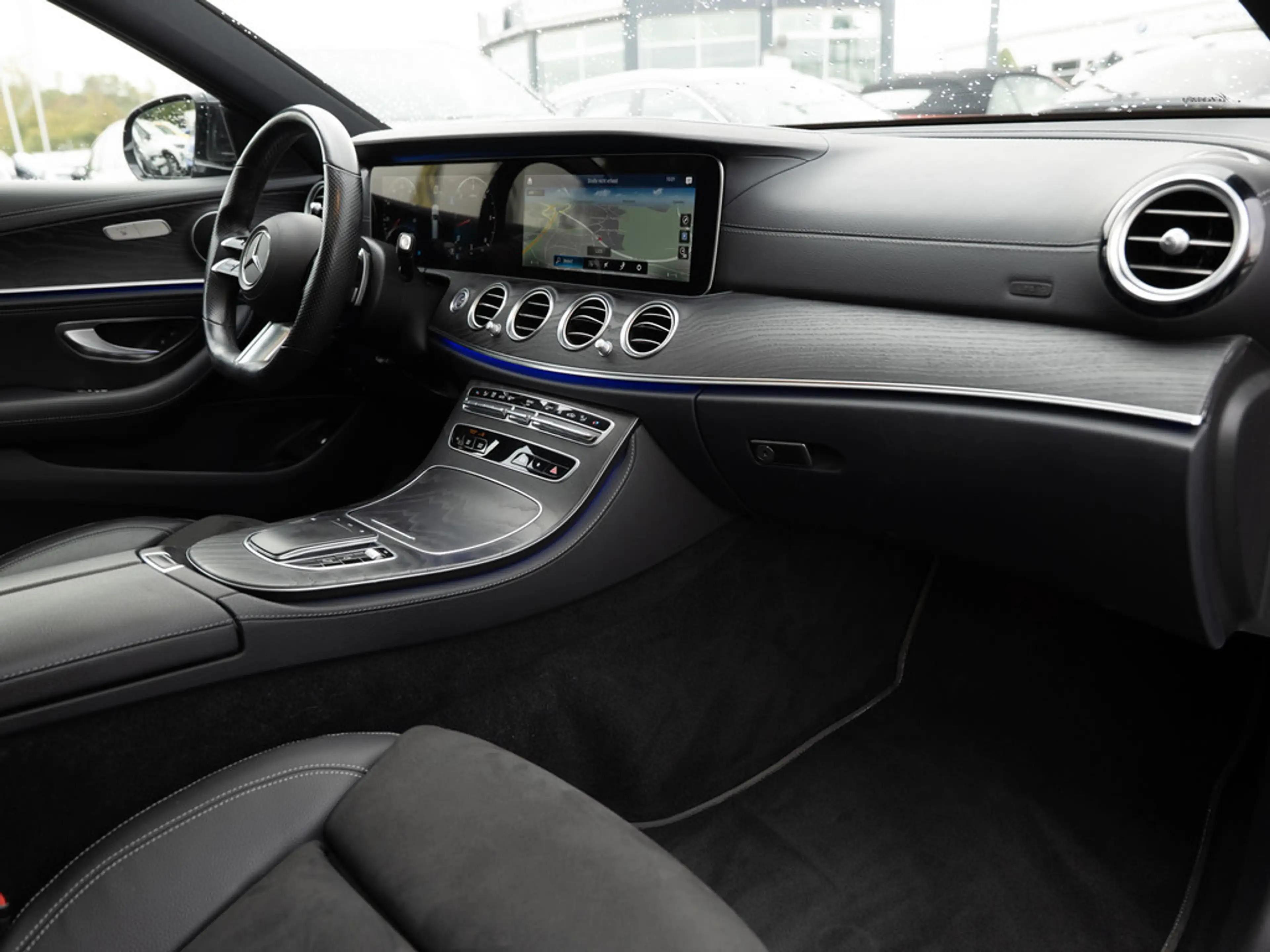 Mercedes-Benz E 400 d T 4MATIC AMG Line FACEL. 360° LED PTS — photo 9