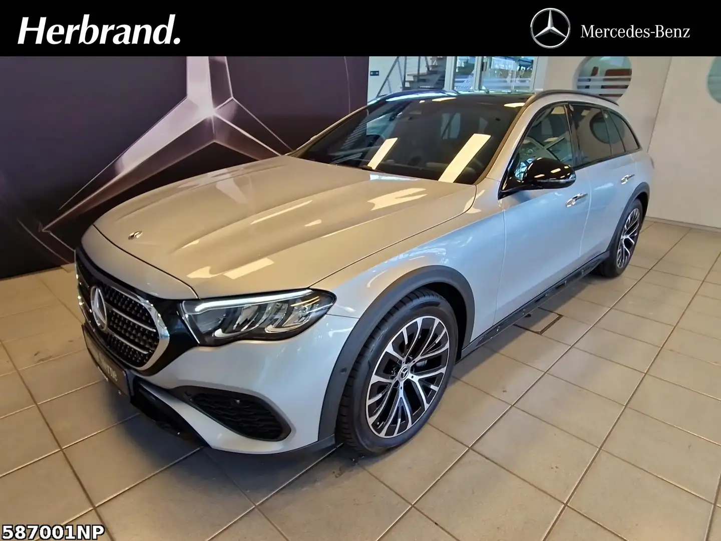Mercedes-Benz E 220 d 4M T All-Terrain Pano AHK Superscreen Plateado - 1
