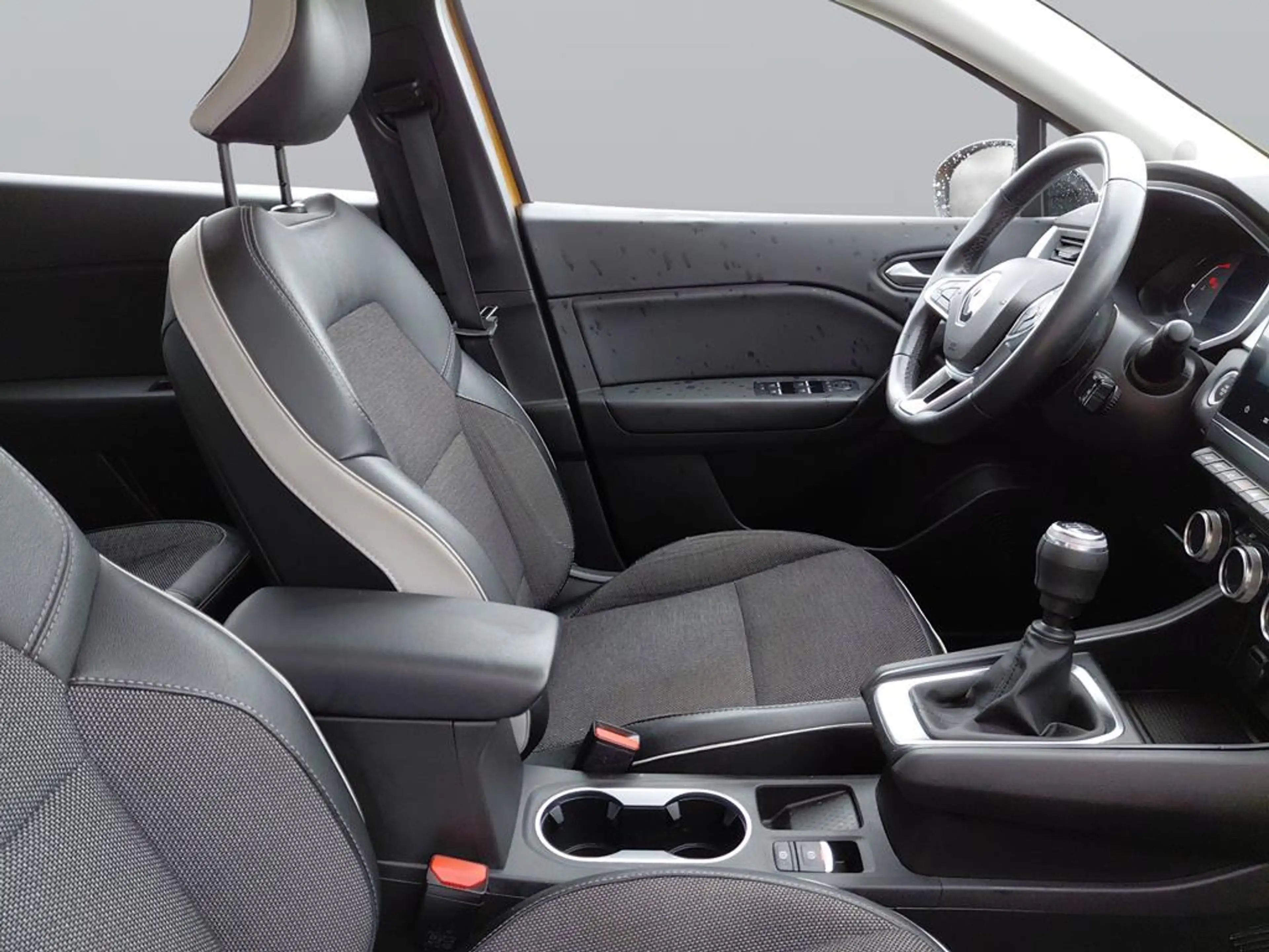 Renault Captur CAPTUR INTENS TCe 100 LPG — photo 13
