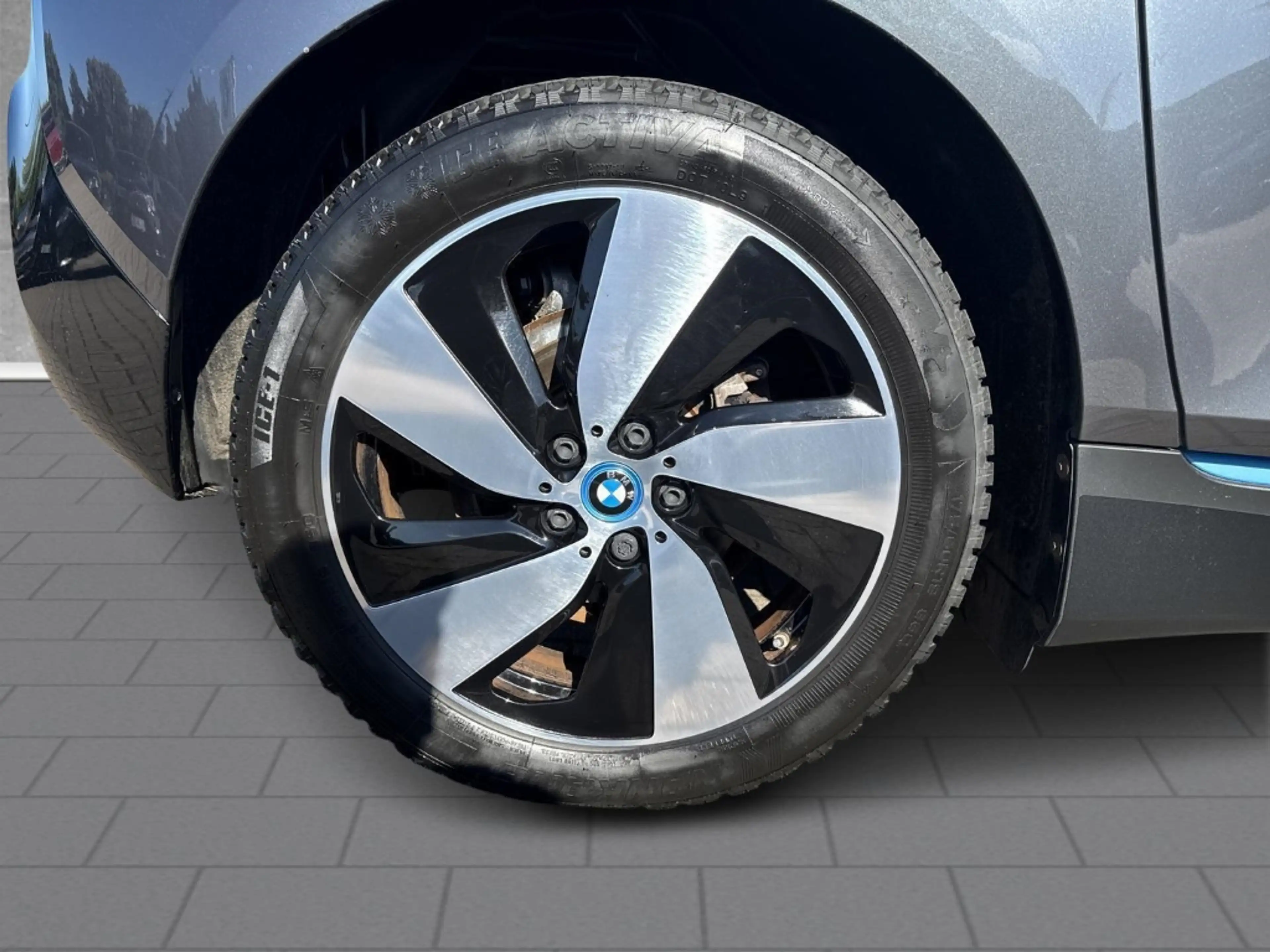 BMW i3 120 Navi LED Apple CarPlay Android Auto Klimaautom — photo 6