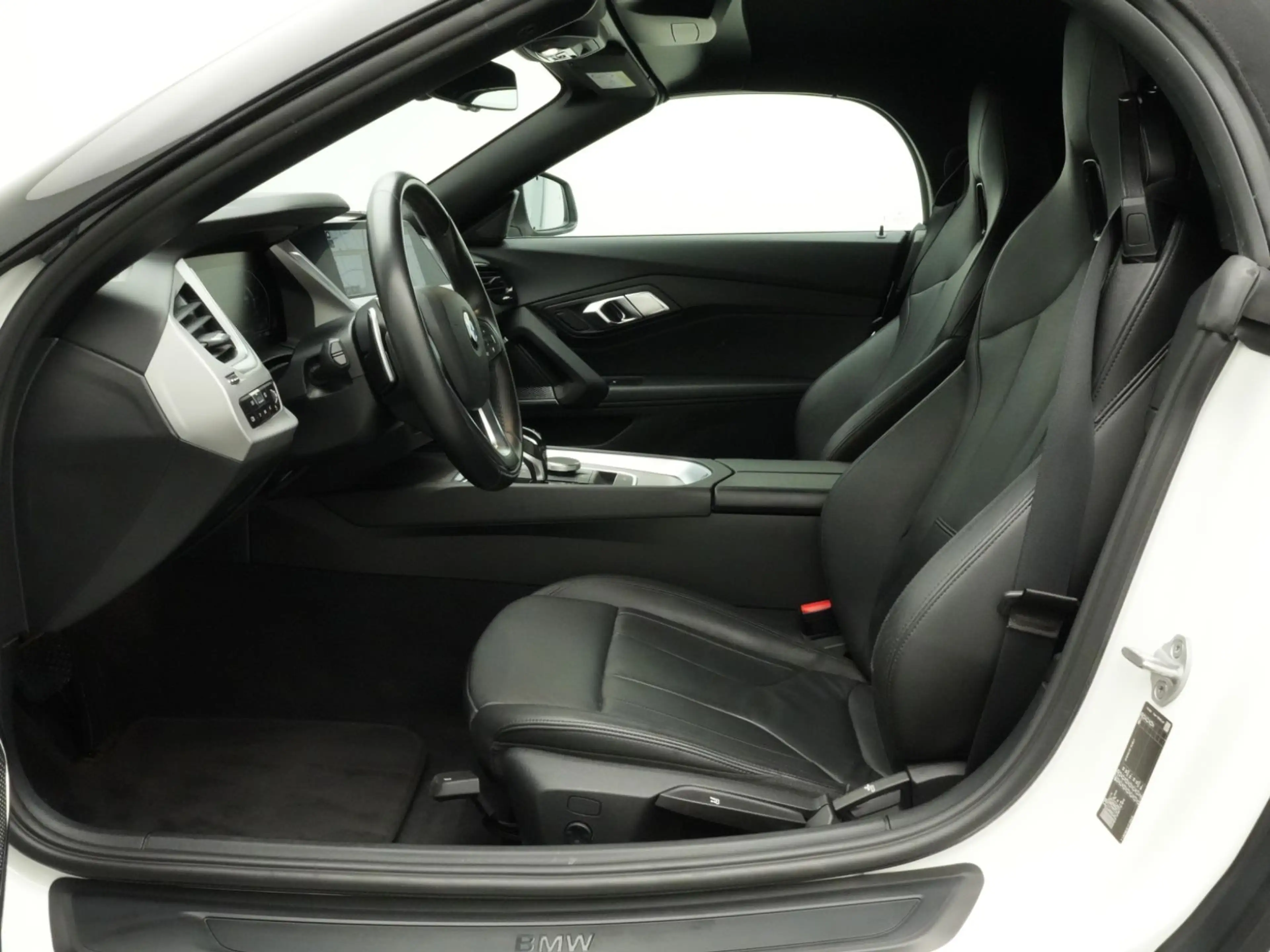 BMW Z4 Roadster sDrive 20 i Advantage — photo 10