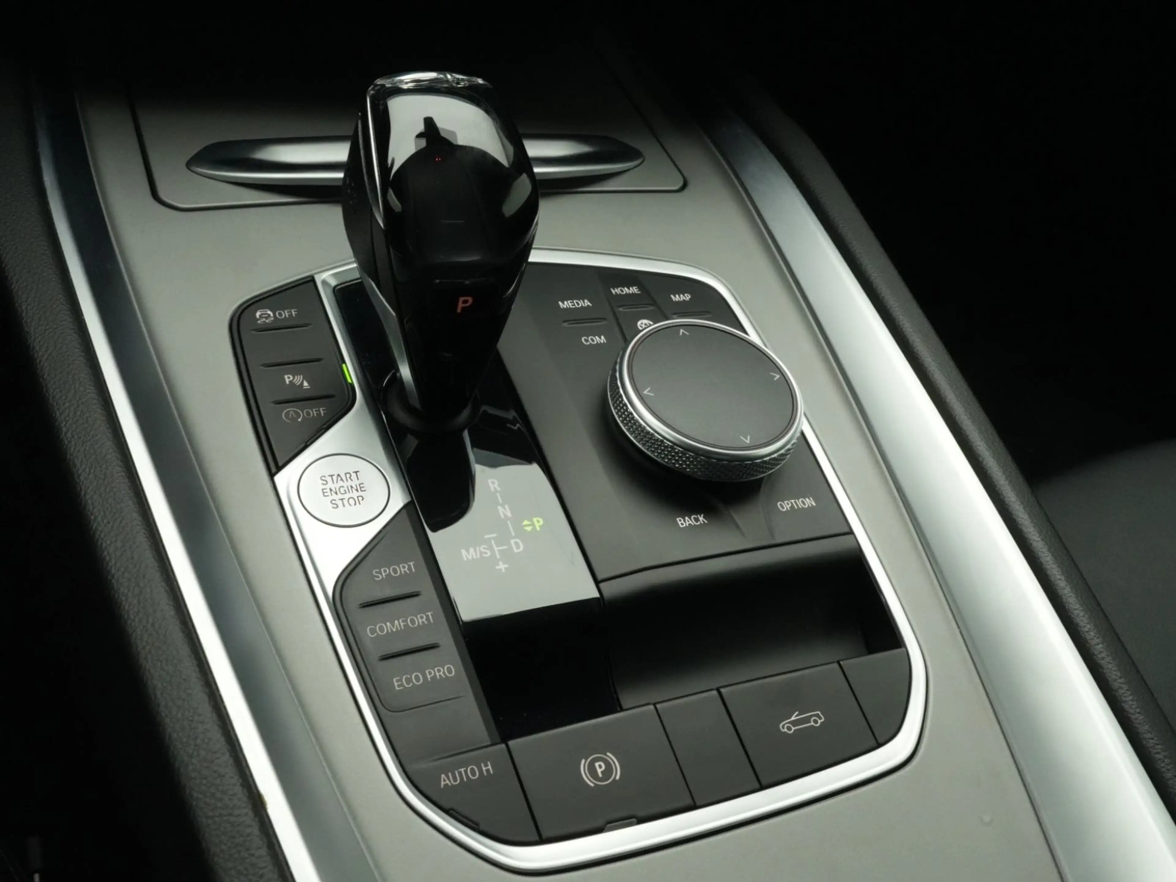 BMW Z4 Roadster sDrive 20 i Advantage — photo 14