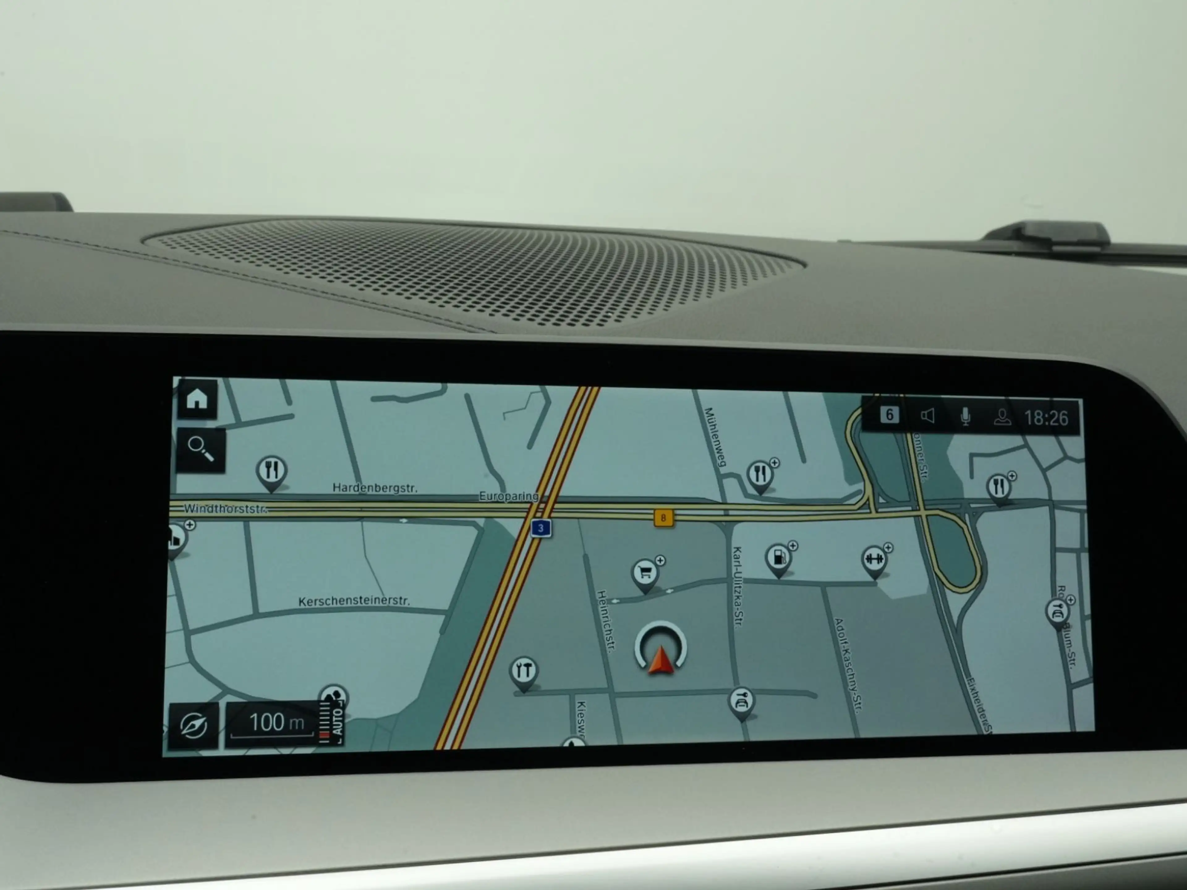 BMW Z4 Roadster sDrive 20 i Advantage — photo 12