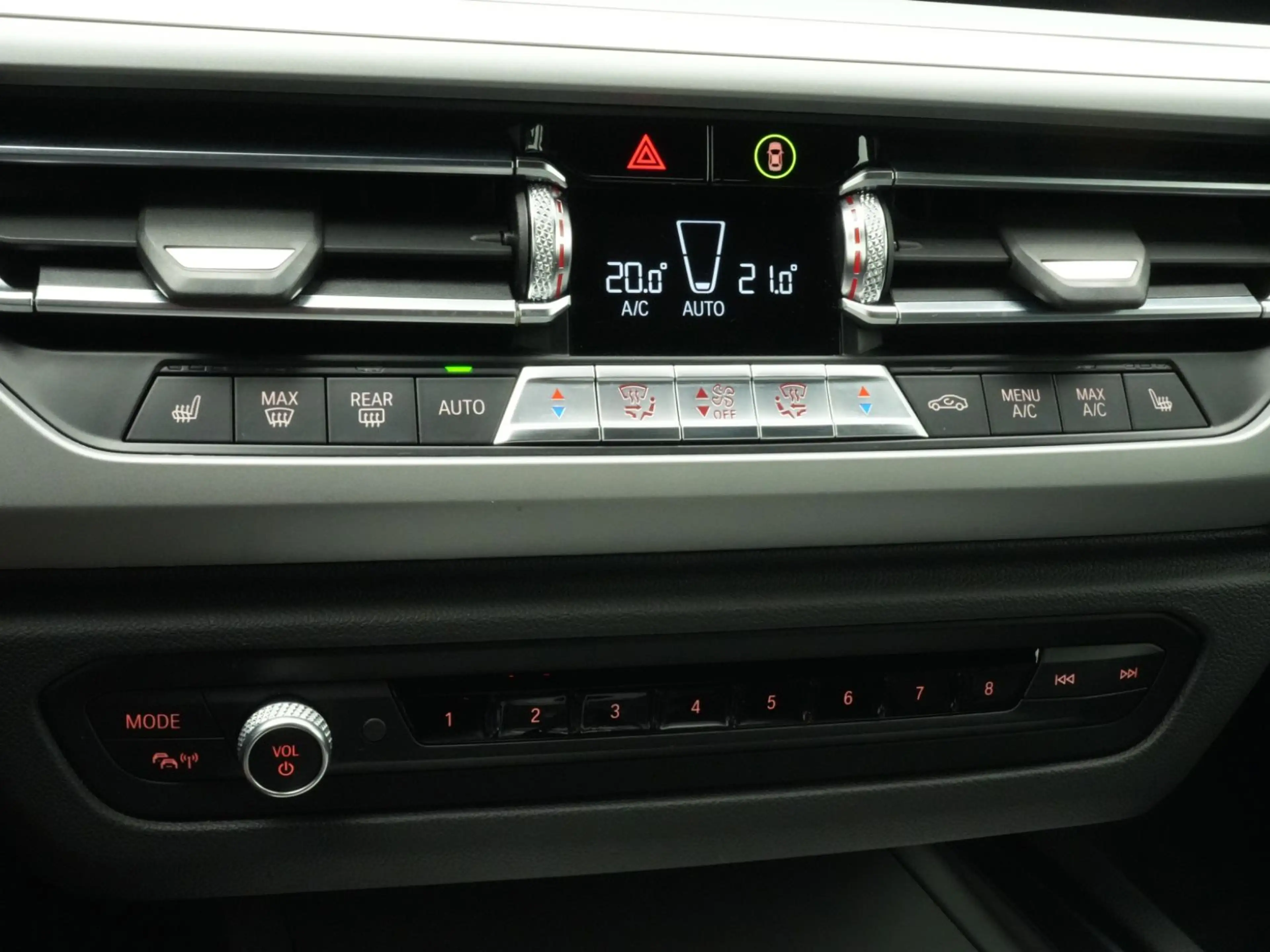 BMW Z4 Roadster sDrive 20 i Advantage — photo 13