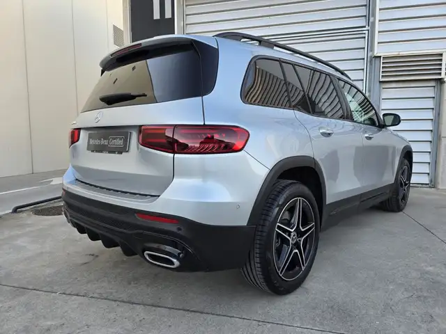 Mercedes-Benz GLB view 7