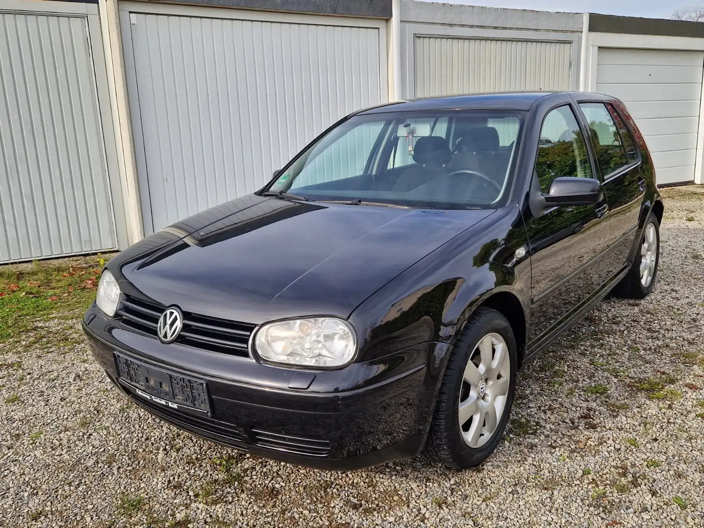 Volkswagen Golf Golf IV 1.6 FSI Pacific * TÜV * Klima * Sitzhei Schwarz - 1