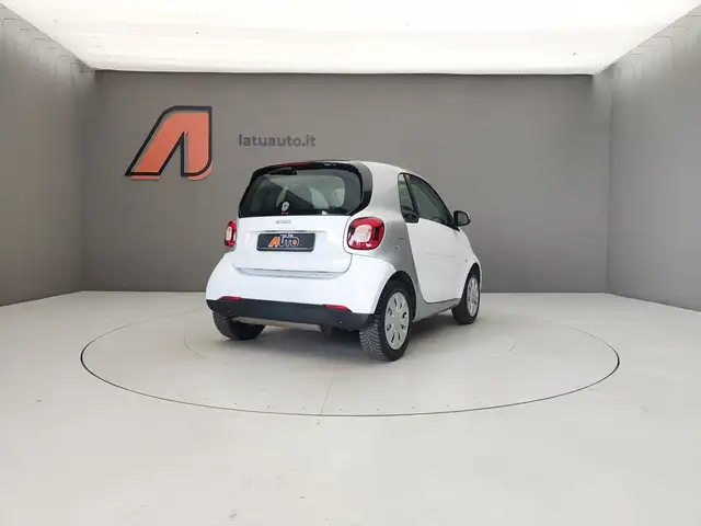 Smart Fortwo view 8