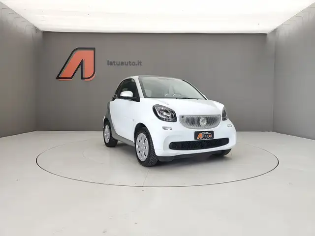 Smart Fortwo view 4