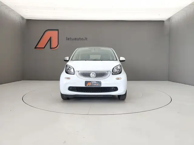 Smart Fortwo view 3