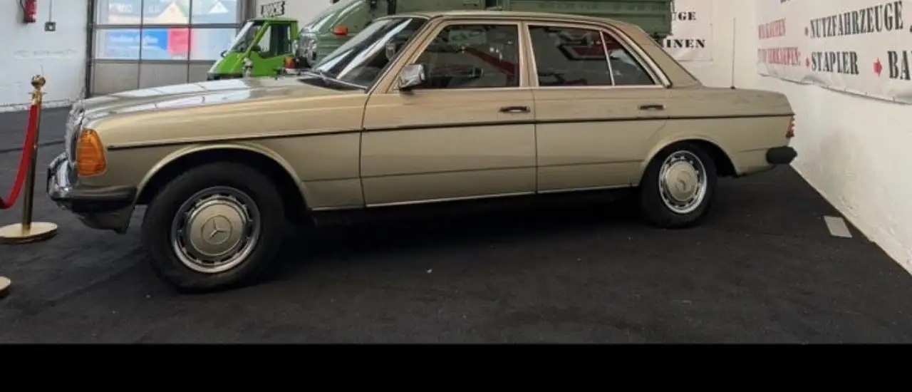 Mercedes-Benz 200, foto 3