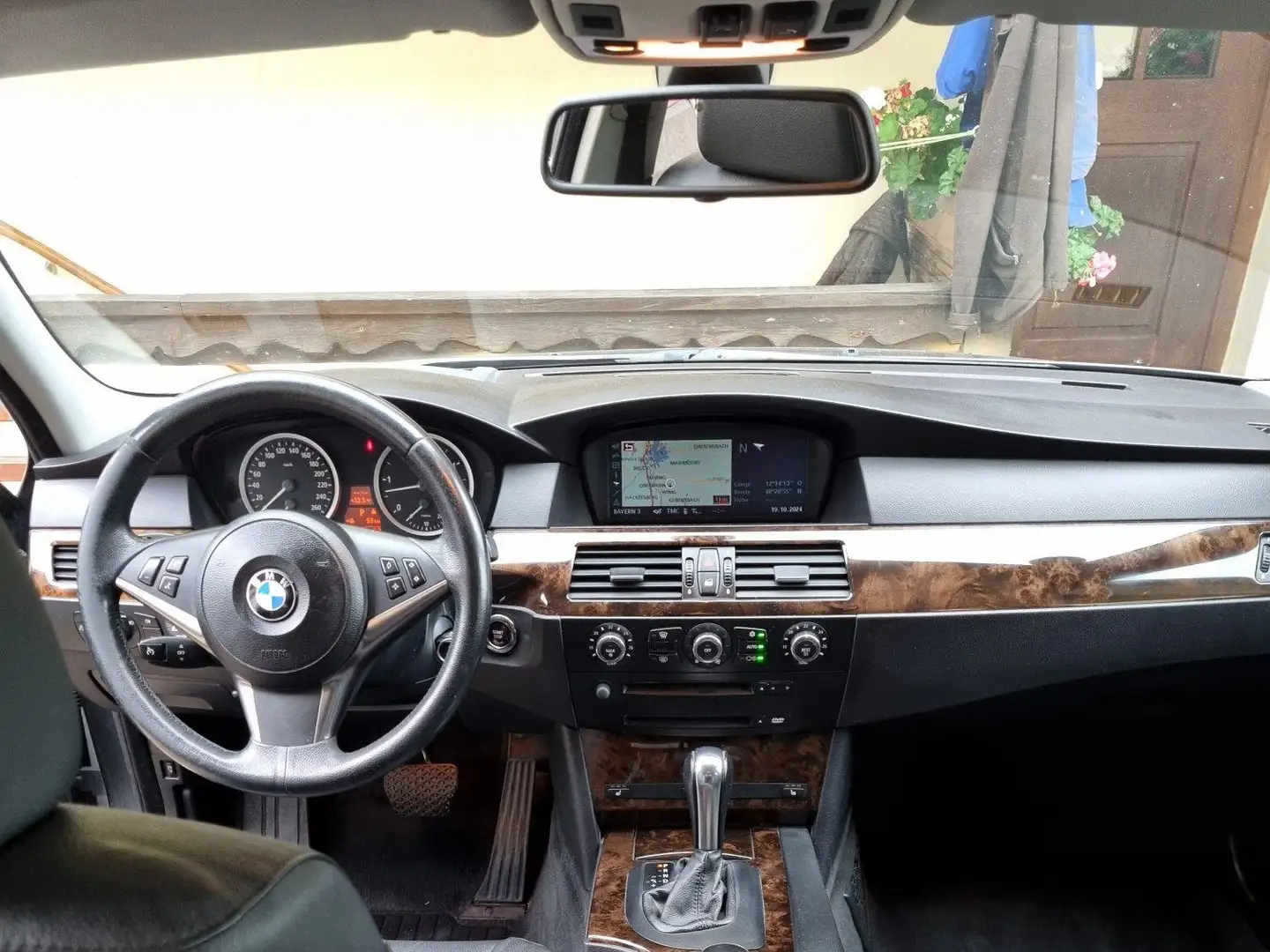 BMW 530 530d Aut. Gris - 1