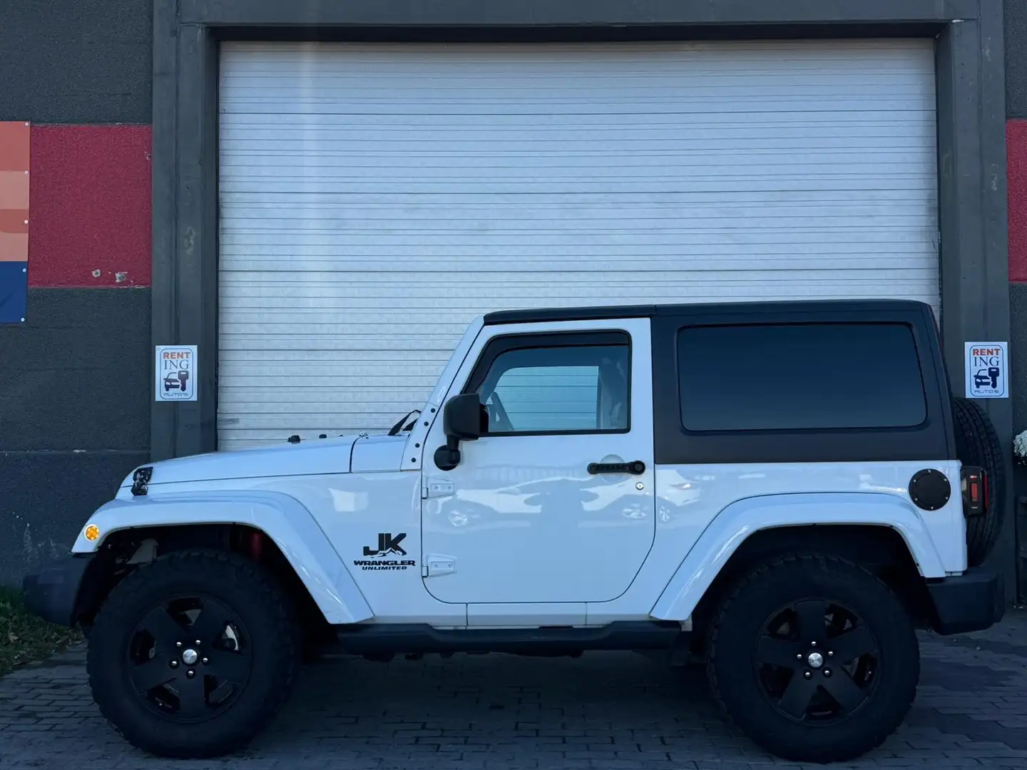 Jeep Wrangler Unlimited 4X4 automatique /Convertible Blanc - 2