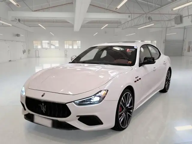 Maserati Ghibli 3.8 V8 580cv Trofeo auto 4 PORTE BERLINA