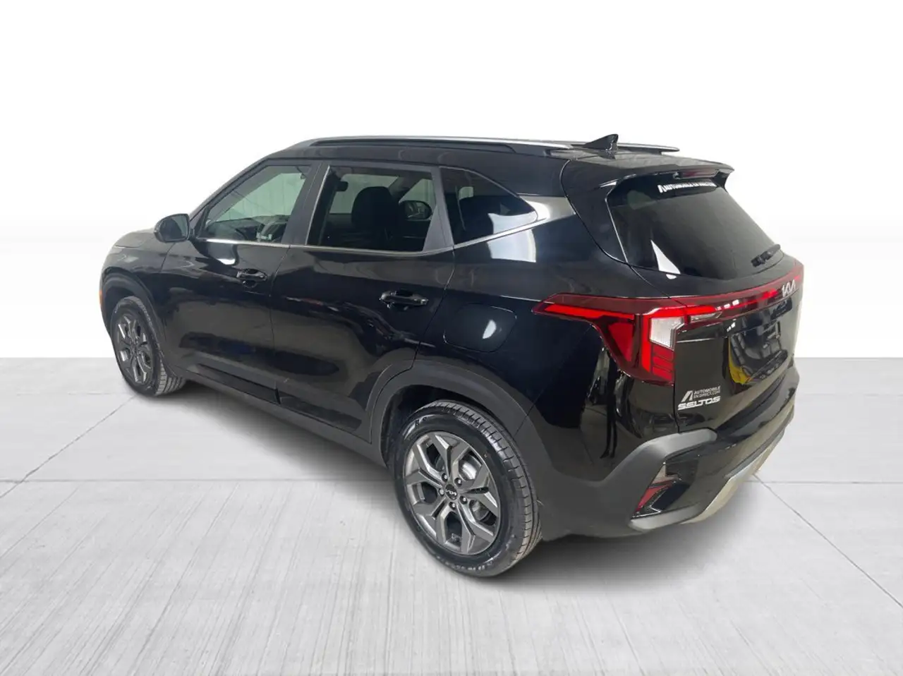 Kia Seltos снимка Kia Seltos