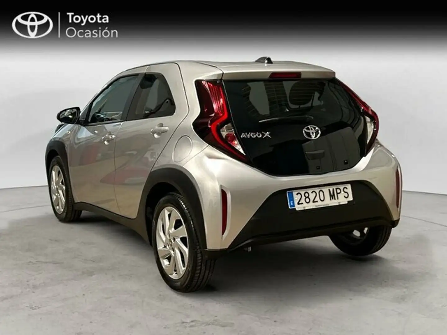 Toyota Platz 5 Puertas Play 70 Manual 5v Szary - 2