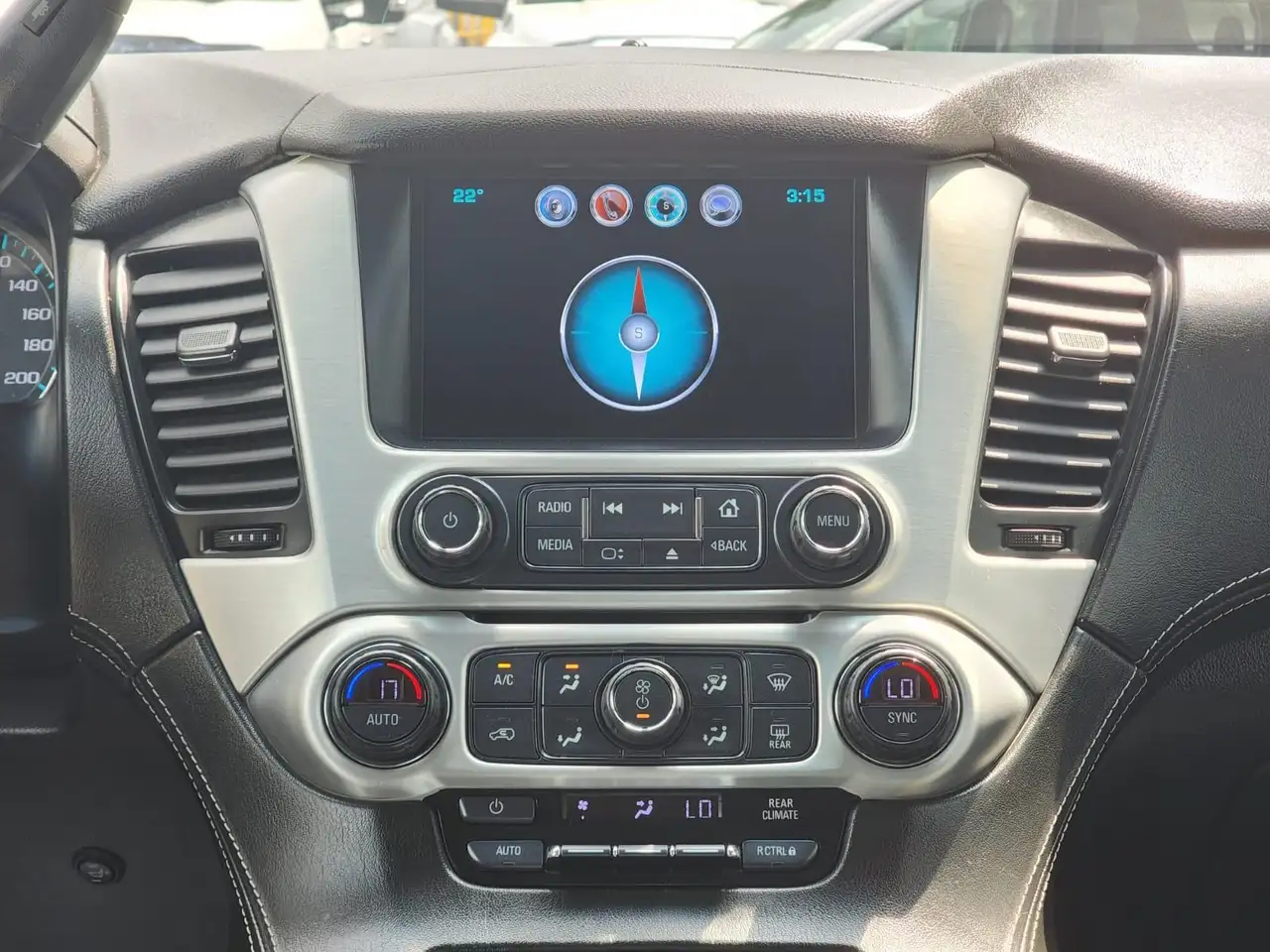 GMC Yukon снимка GMC Yukon