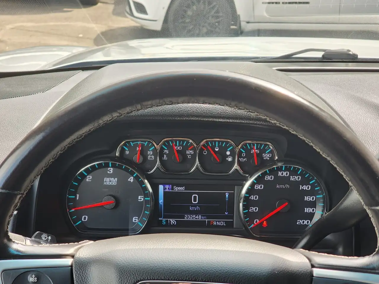 GMC Yukon снимка GMC Yukon