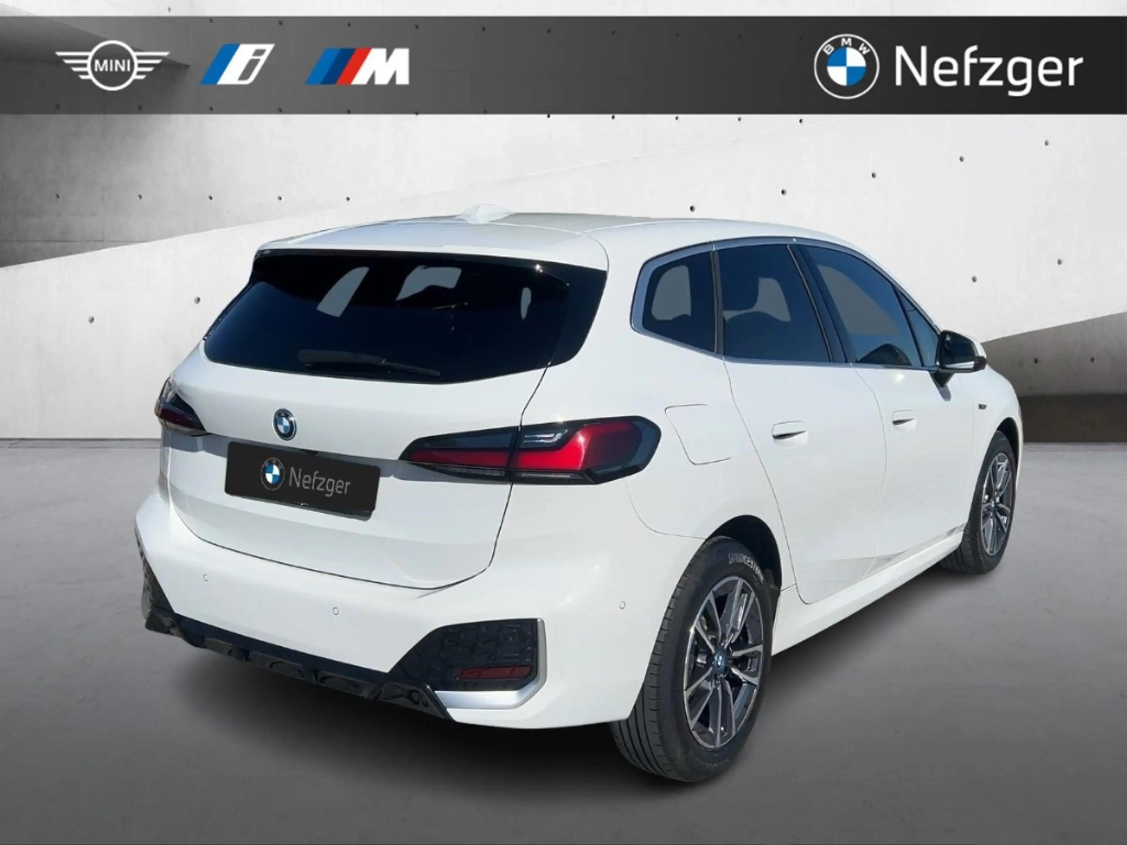 BMW 230 Active Tourer e xDrive M Sport RFK HUD PANO — photo 5