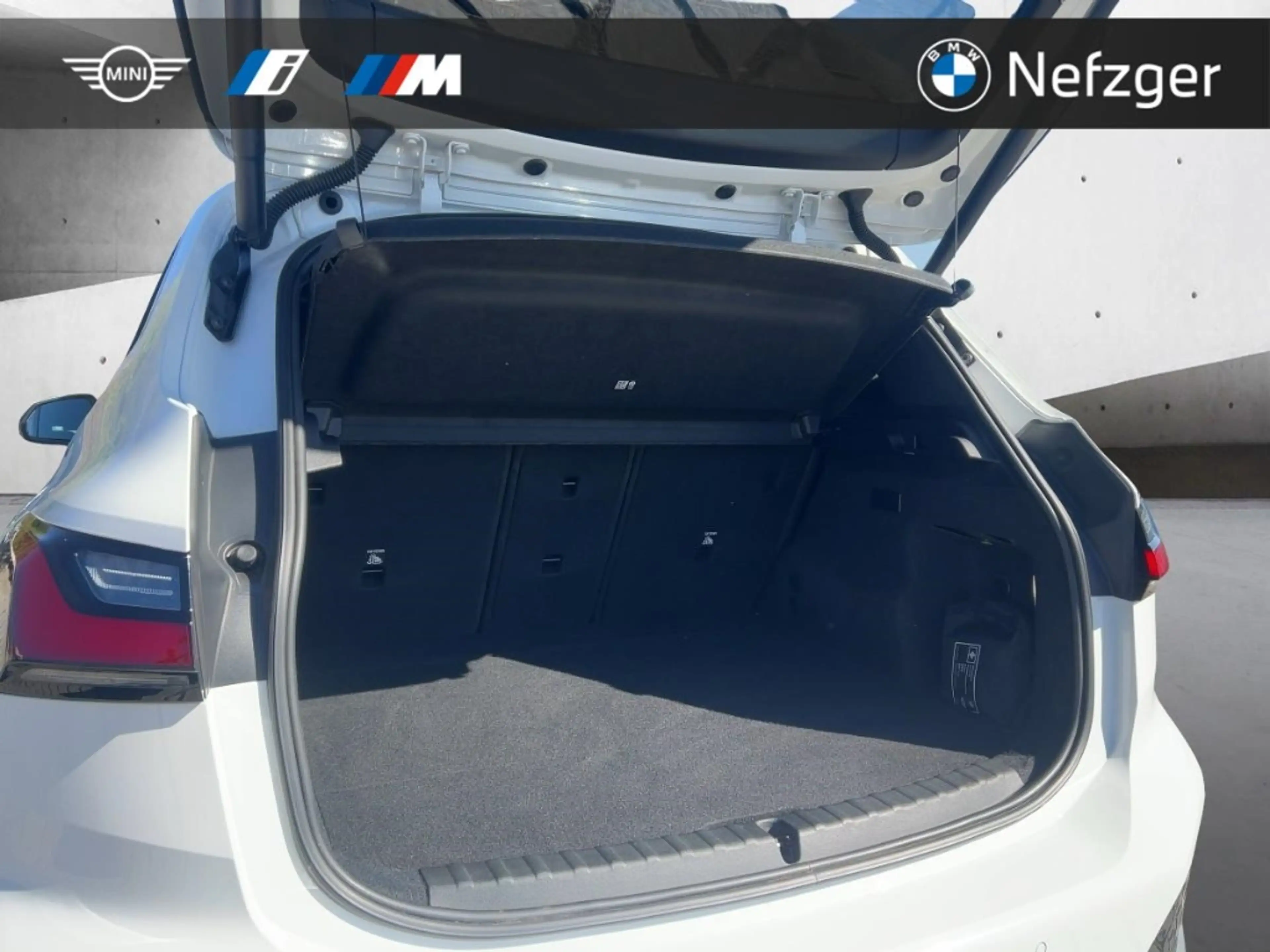 BMW 230 Active Tourer e xDrive M Sport RFK HUD PANO — photo 7