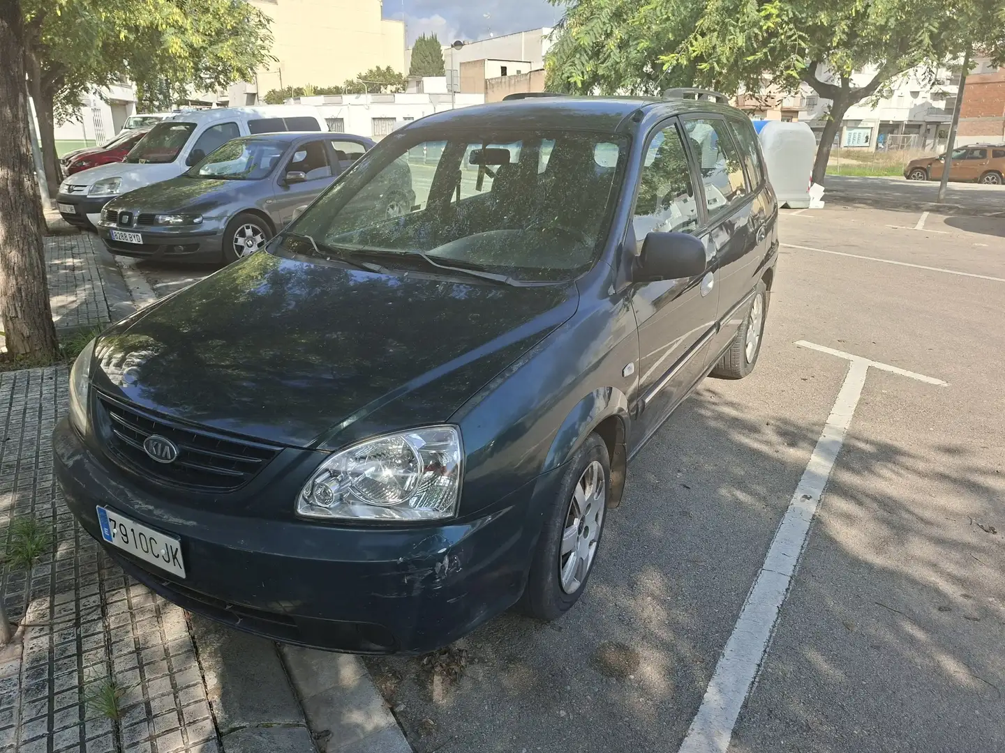 Kia Carens 2.0CRDI LX - 2