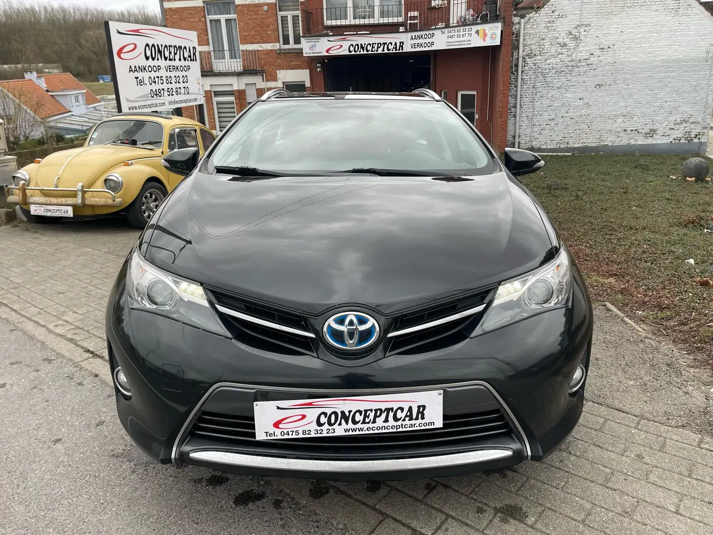 Toyota Auris 1.8i HSD Comfort CVT Zwart - 2