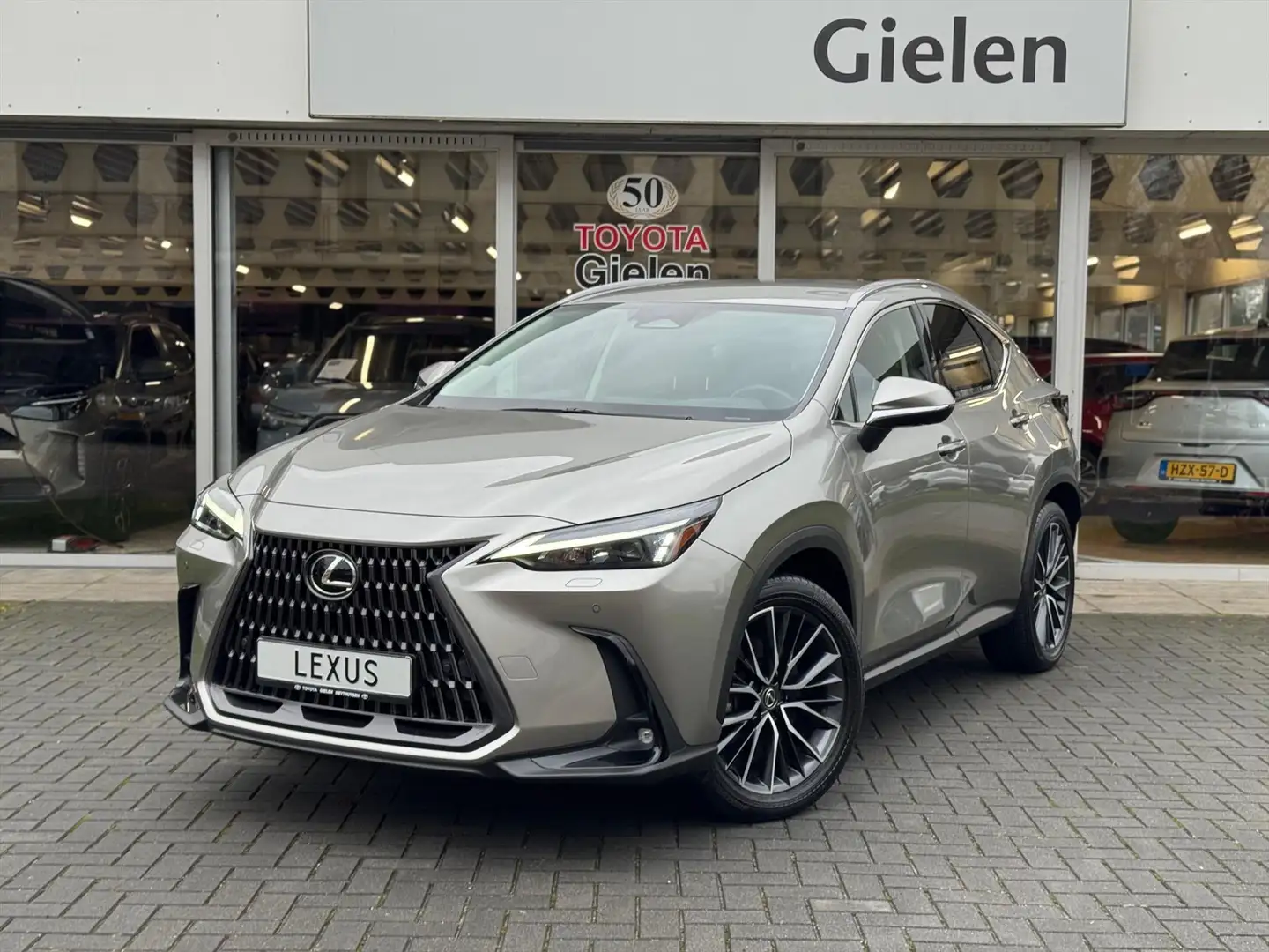 Lexus NX 450h+ AWD Executive Line | Head up display, 20 inch, Geh Argent - 1