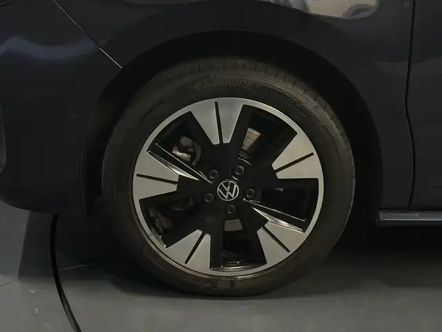 Volkswagen California view 9