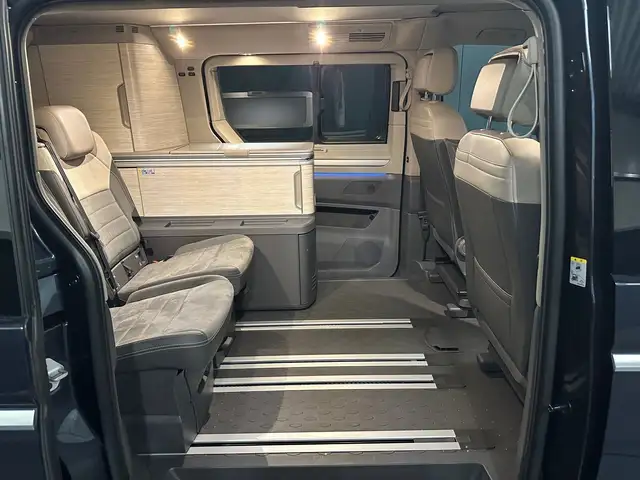 Volkswagen California view 12