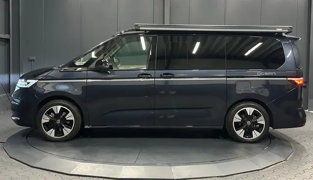 Volkswagen California view 2