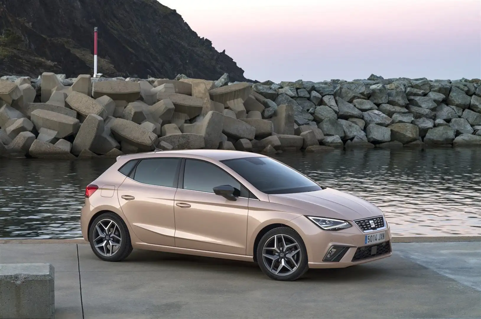SEAT Ibiza 1.0 ecotsi Style 95cv Zwart - 2