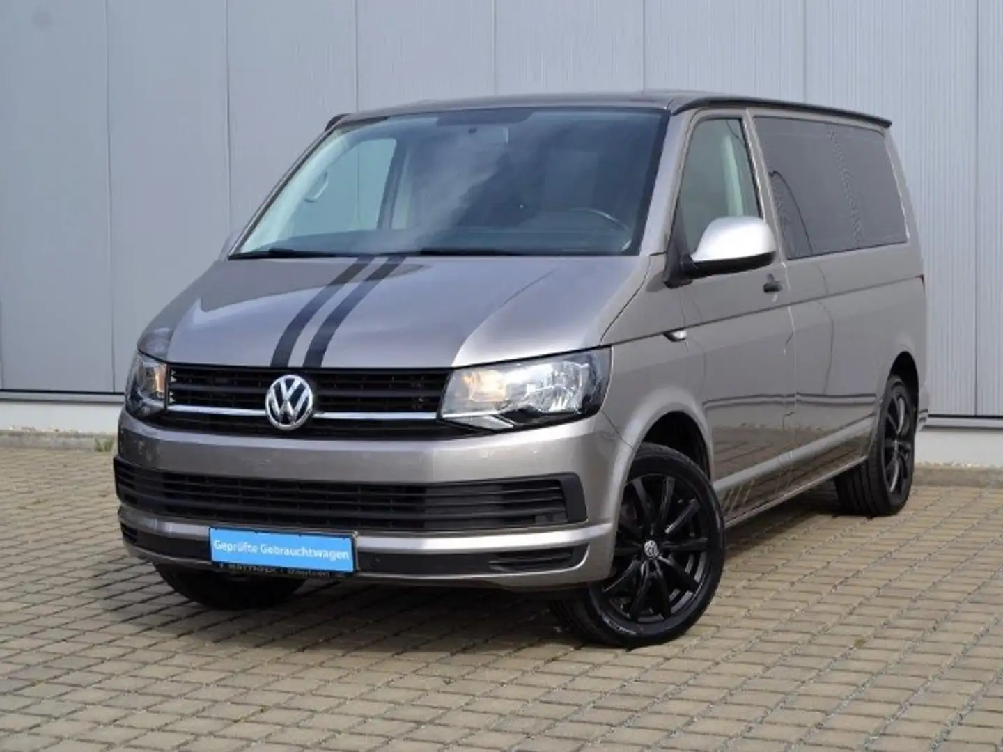 Volkswagen T6 Multivan 2.0 TSI EDITION/AHK/STAND-HZ/18-ZOLL/GRA/PDC/CLIM Beige - 2