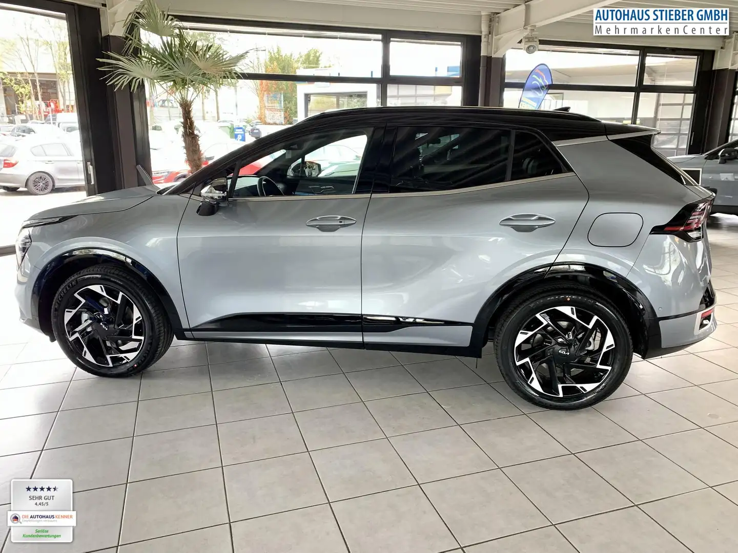 Kia Sportage GT-PlusLine PANO+SHZ+LHZ+NAVI+360°CAM+19"ALU+HA... Silber - 2