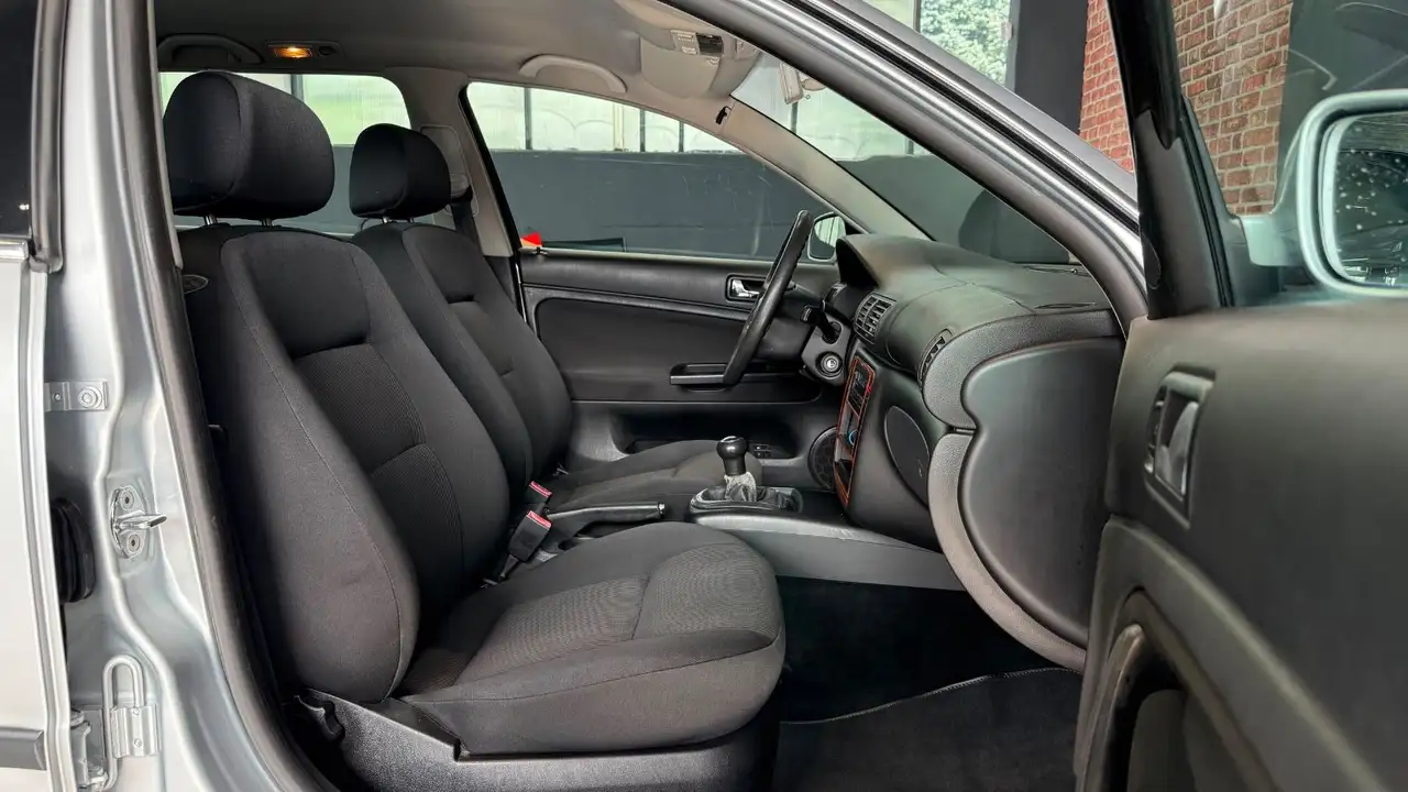 Volkswagen Passat Variant 1.9TDI Variant AHK*TÜV-NEU*KLIMA, foto 8