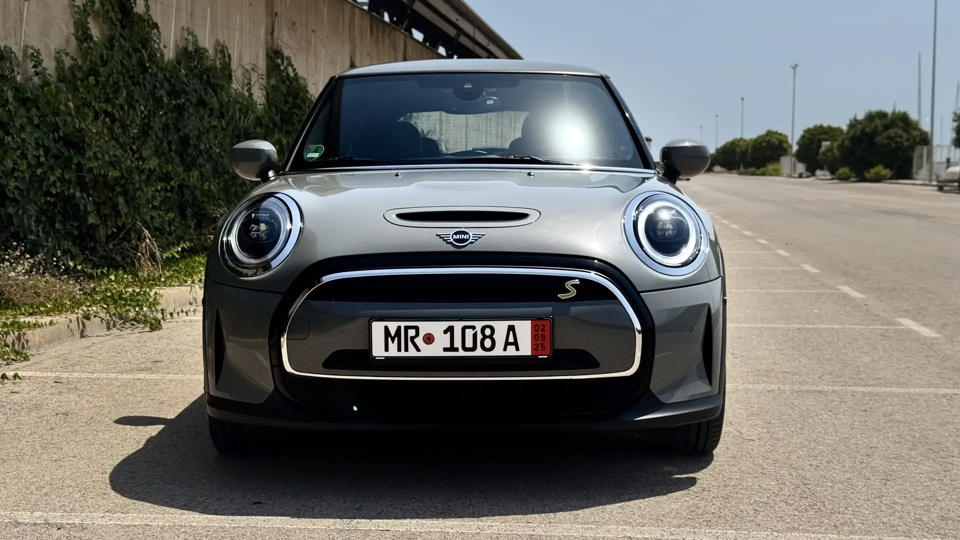 MINI Cooper SE Yours Trim Gris - 1