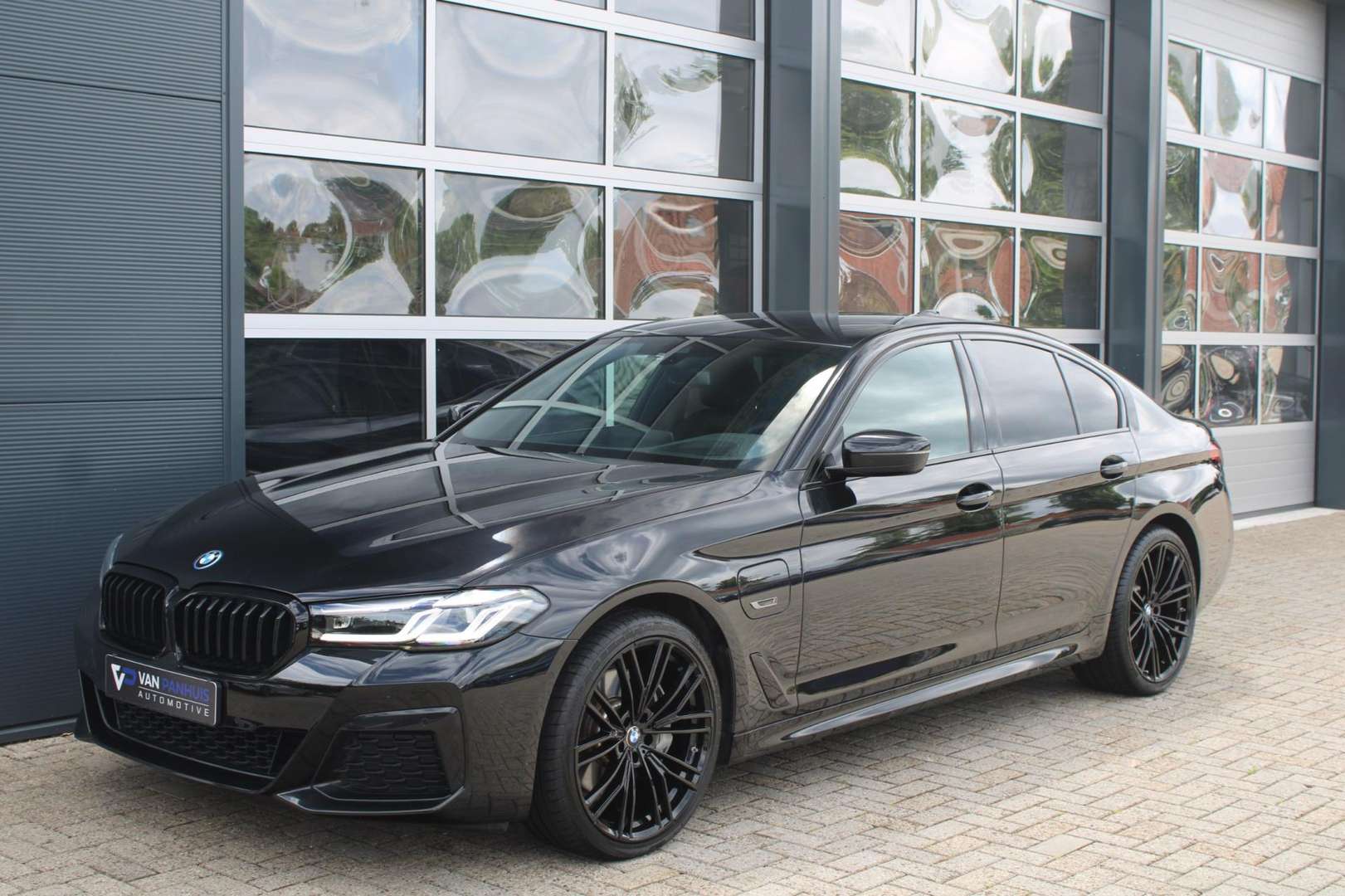 BMW Série 5 545e XDrive M-Sport - 2022 - Joinsteer - #10