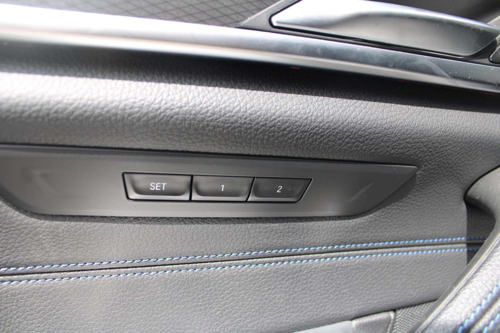 BMW Série 5 545e XDrive M-Sport - 2022 - Joinsteer - #7