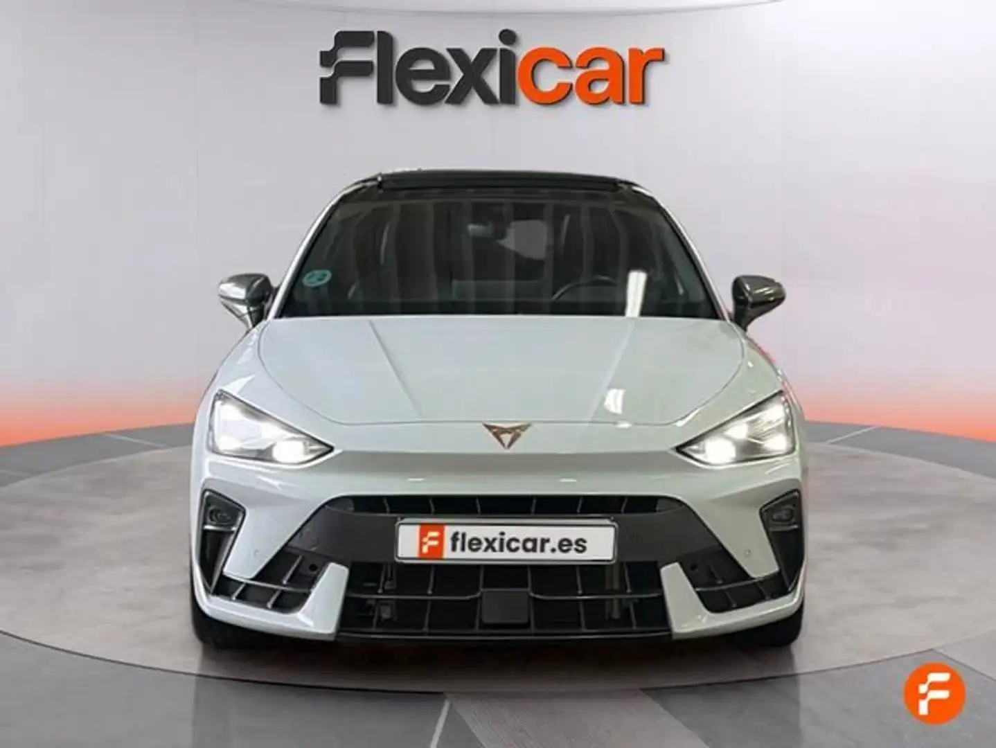 CUPRA Leon 1.5 TSI 110 Weiß - 2